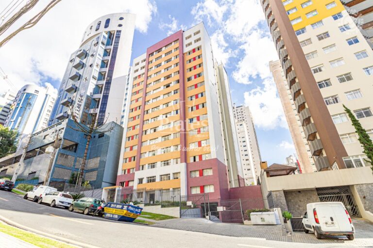 Foto 1 do imóvel Empreendimento para Alugar ou Vender em Curitiba no Bigorrilho