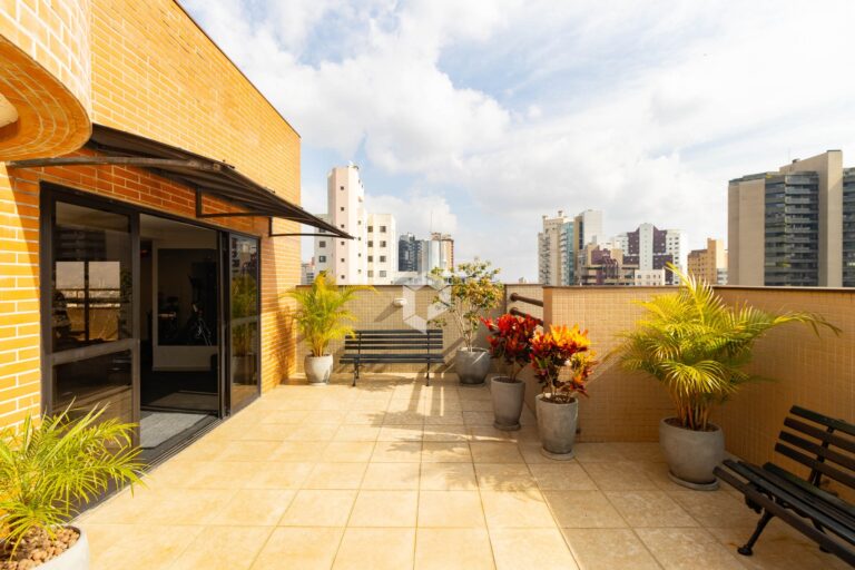 Empreendimento para Alugar ou Vender em Curitiba no Cabral