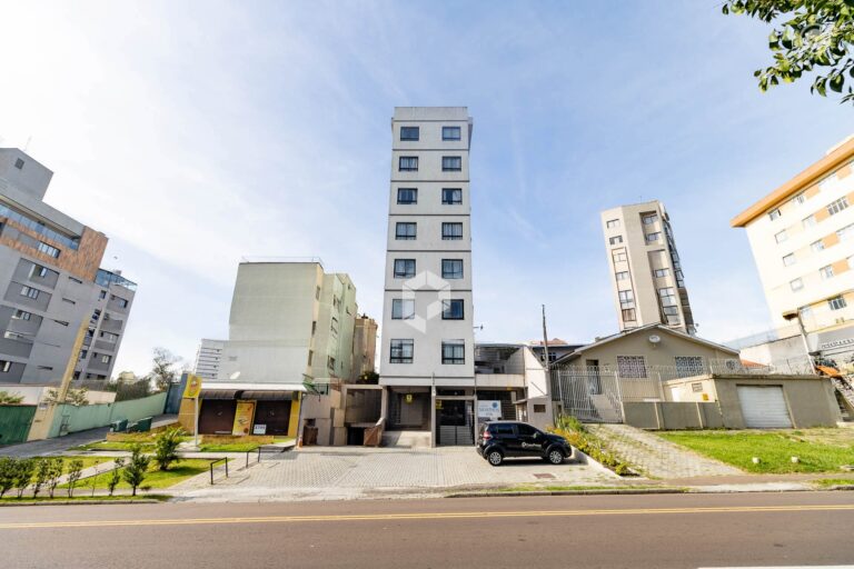 Empreendimento para Alugar ou Vender em Curitiba no Novo Mundo