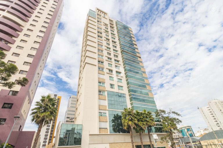 Empreendimento para Alugar ou Vender em Curitiba no Alto da Glória