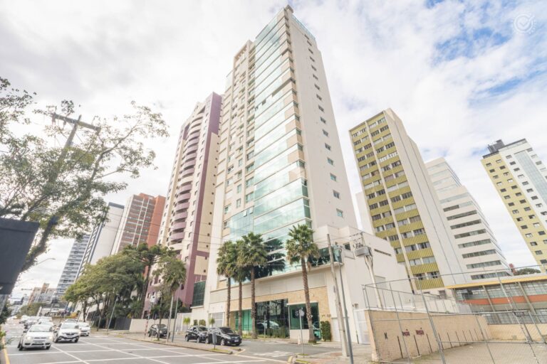 Empreendimento para Alugar ou Vender em Curitiba no Alto da Glória