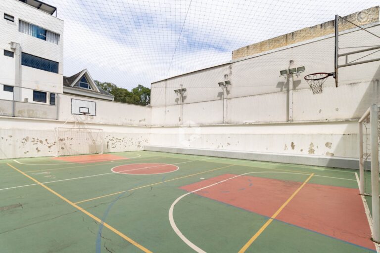Quadra Esportiva