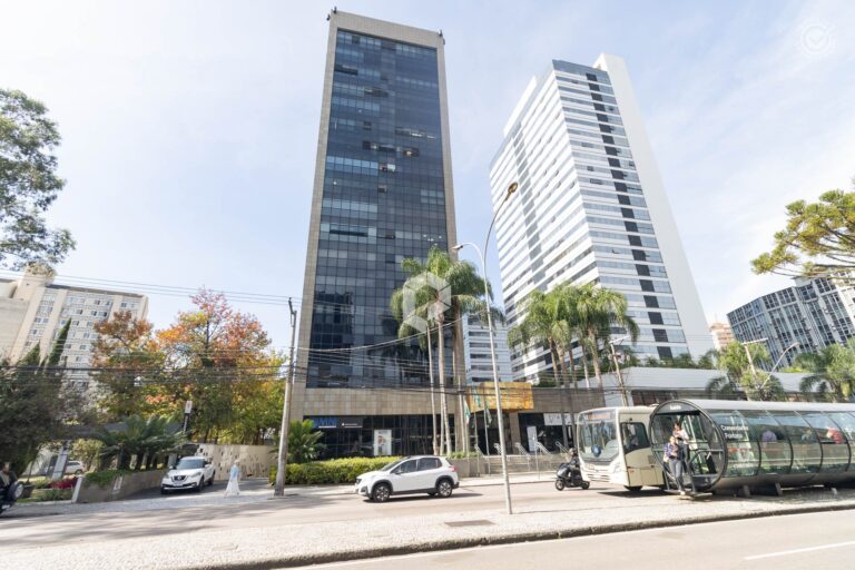 Empreendimento para Alugar ou Vender em Curitiba no Centro Cívico