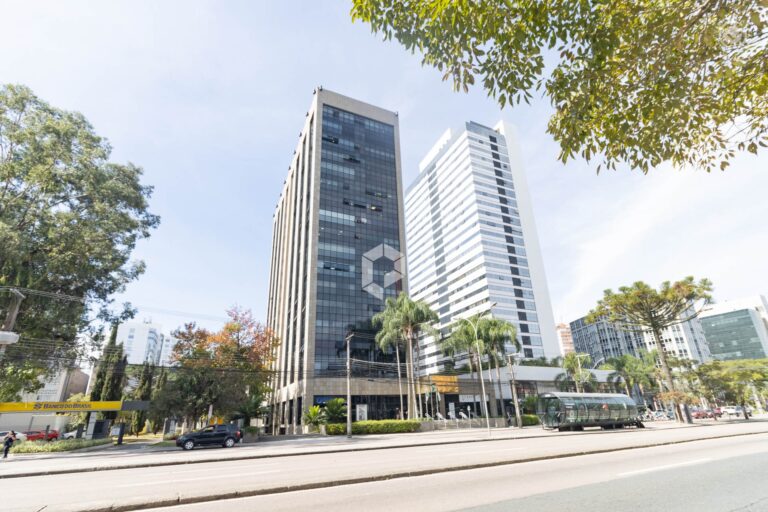 Empreendimento para Alugar ou Vender em Curitiba no Centro Cívico