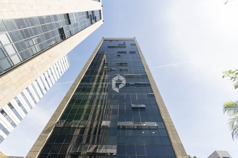 Empreendimento para Alugar ou Vender em Curitiba no Centro Cívico