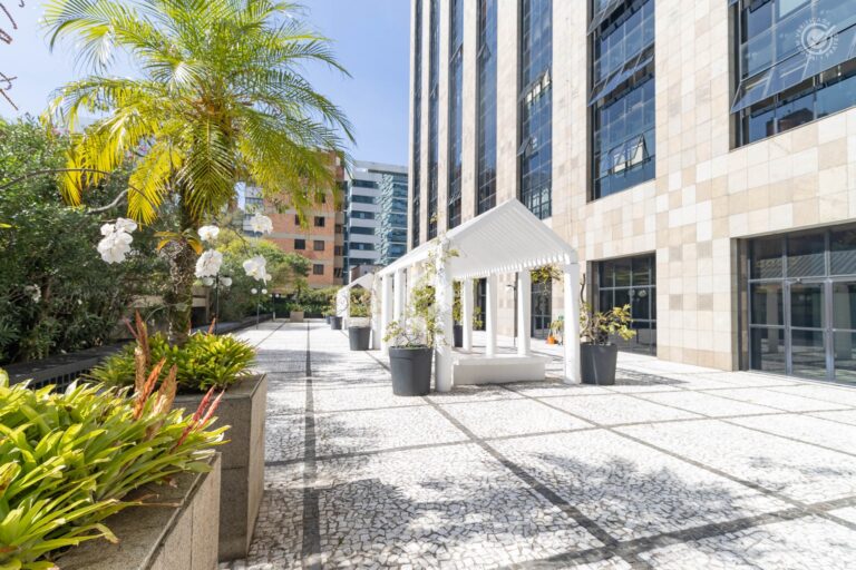 Empreendimento para Alugar ou Vender em Curitiba no Centro Cívico