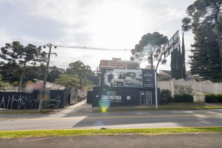 Empreendimento para Alugar ou Vender em Curitiba no Santo Inácio