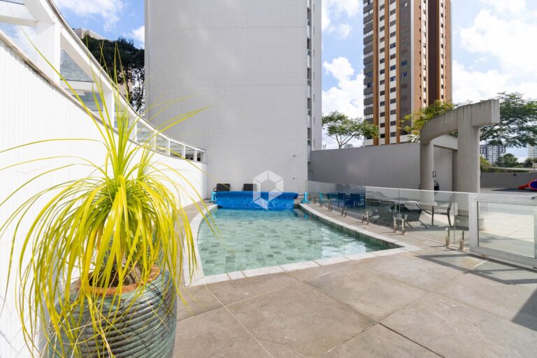 Área da Piscina