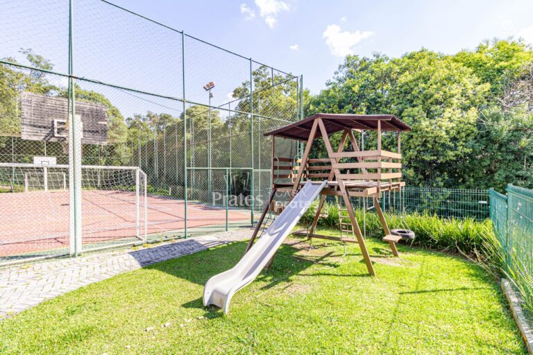 Playgraund