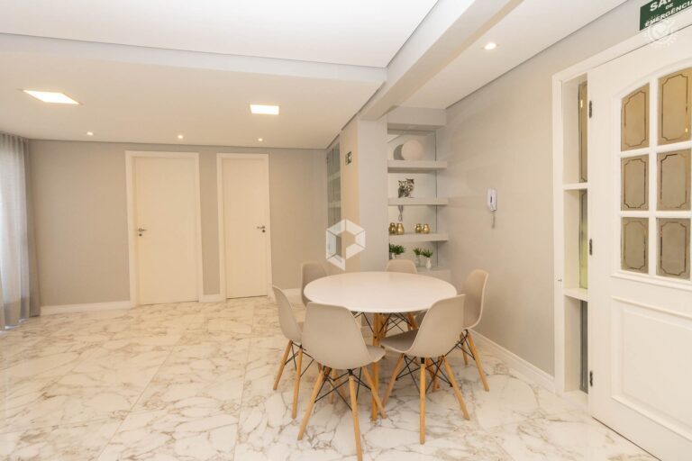 Empreendimento para Alugar ou Vender em Curitiba no Vila Izabel