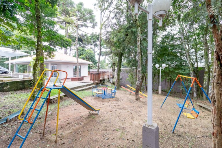 Empreendimento para Alugar ou Vender em Curitiba no São Braz