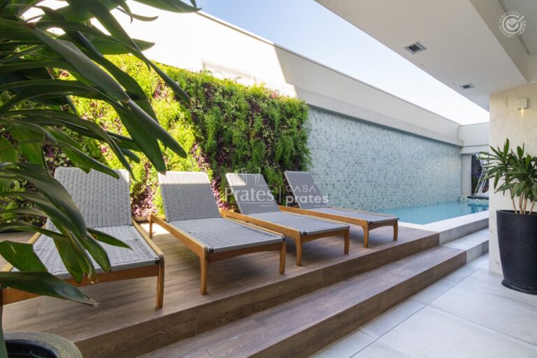 Área da Piscina