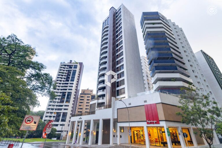 Empreendimento para Alugar ou Vender em Curitiba no Água Verde