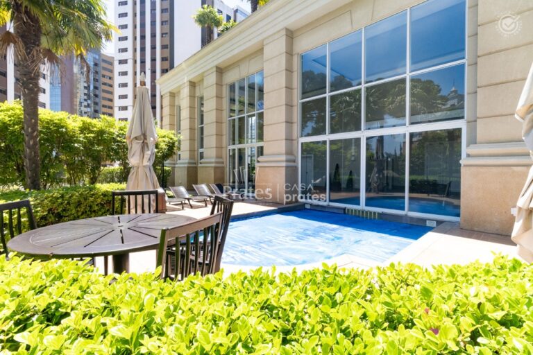 Área da Piscina