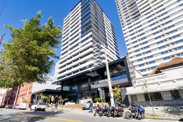 Empreendimento para Alugar ou Vender em Curitiba no Batel