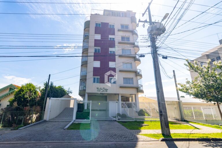 Empreendimento para Alugar ou Vender em Curitiba no Portão