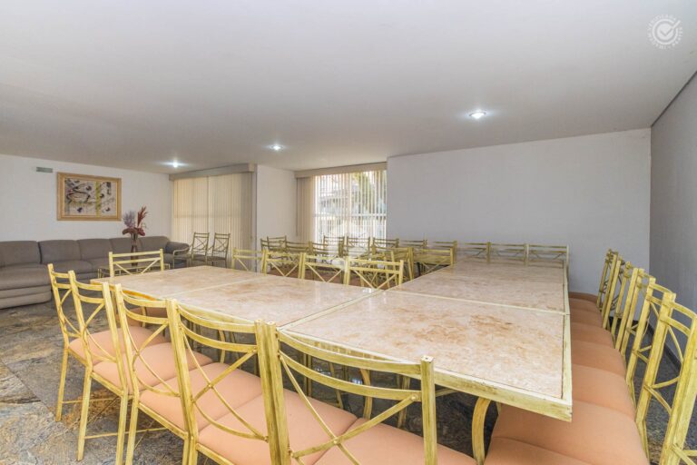 Empreendimento para Alugar ou Vender em Curitiba no Água Verde