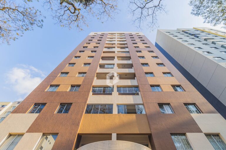 Empreendimento para Alugar ou Vender em Curitiba no Água Verde