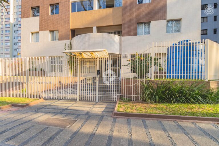 Empreendimento para Alugar ou Vender em Curitiba no Água Verde