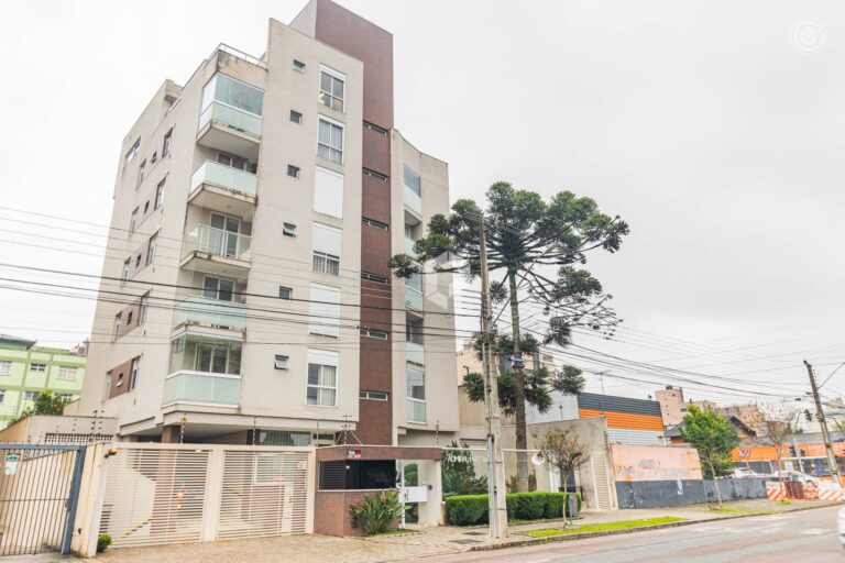 Empreendimento para Alugar ou Vender em Curitiba no Alto da Rua XV
