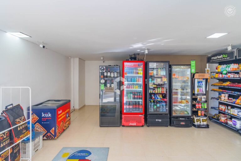 Empreendimento para Alugar ou Vender em Curitiba no Portão