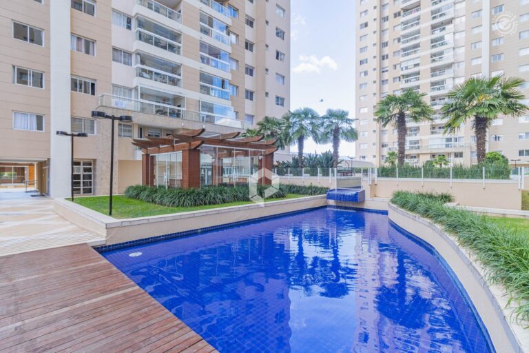 Empreendimento para Alugar ou Vender em Curitiba no Portão