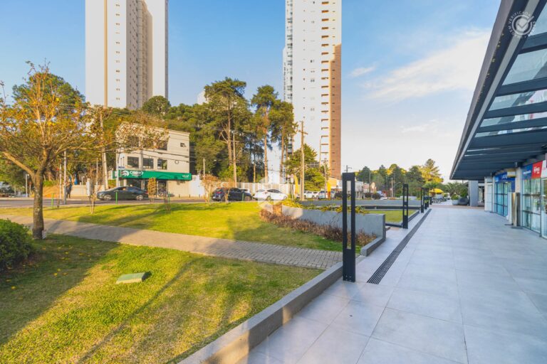 Empreendimento para Alugar ou Vender em Curitiba no Ecoville