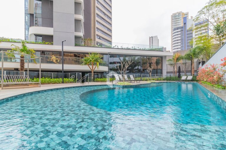 Área da Piscina Externa