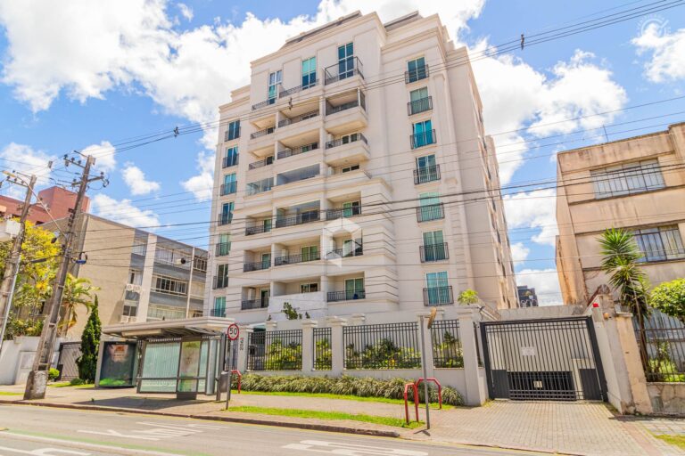 Empreendimento para Alugar ou Vender em Curitiba no Alto da Rua XV
