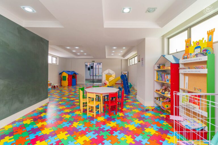 Empreendimento para Alugar ou Vender em Curitiba no Alto da Gloria