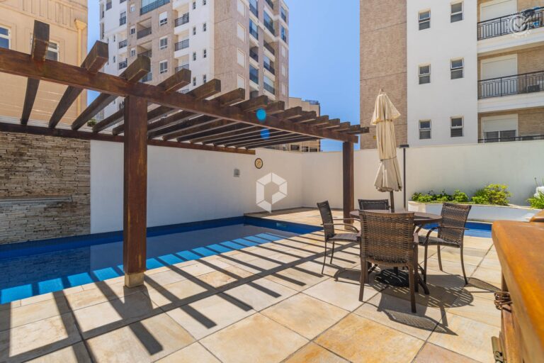 Área da Piscina