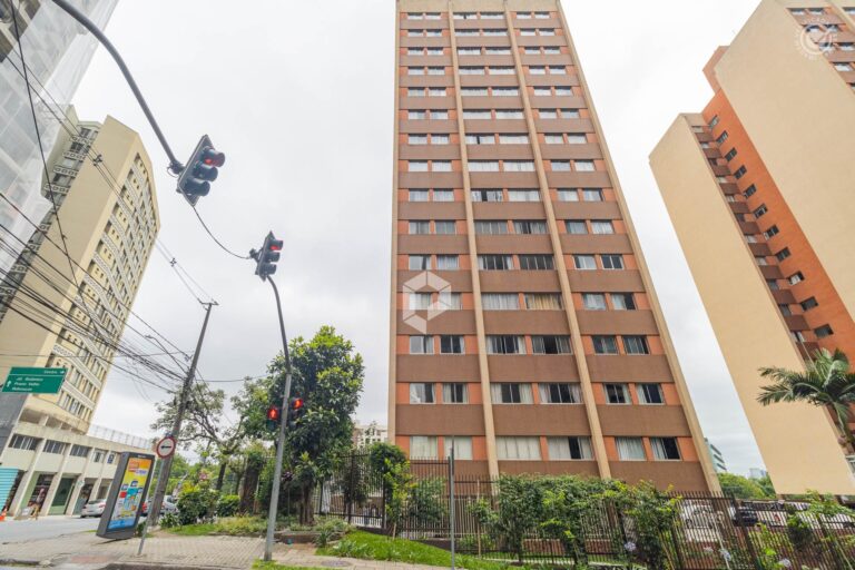 Empreendimento para Alugar ou Vender em Curitiba no Cristo Rei