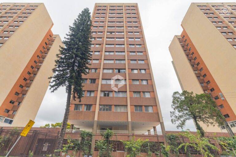 Empreendimento para Alugar ou Vender em Curitiba no Cristo Rei