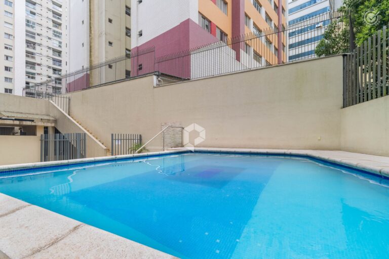 Área da Piscina