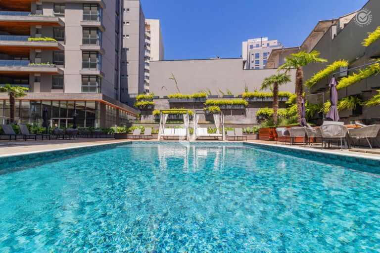 Área da Piscina