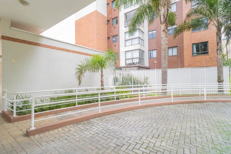 Empreendimento para Alugar ou Vender em Curitiba no Ecoville