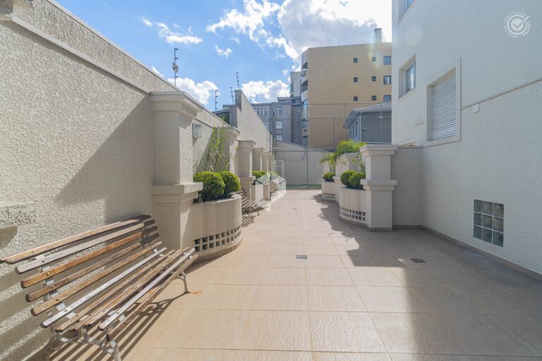 Empreendimento para Alugar ou Vender em Curitiba no Água Verde