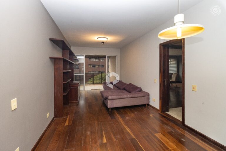 Sala Íntima com Sacada