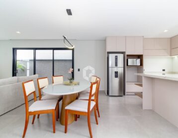 Foto 10 do imóvel Casa em Condomínio à Venda em Curitiba no Santa Cândida