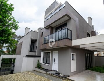 Foto 1 do imóvel Casa em Condomínio à Venda em Curitiba no Mercês